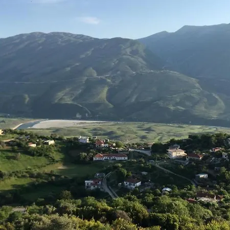 Parque de Campismo Vila Zace Tepelene